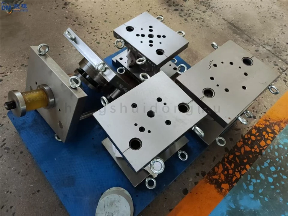 Aluminum Sheet Deep Drawing Die And Metal Stamping Part Manufacturer high quality